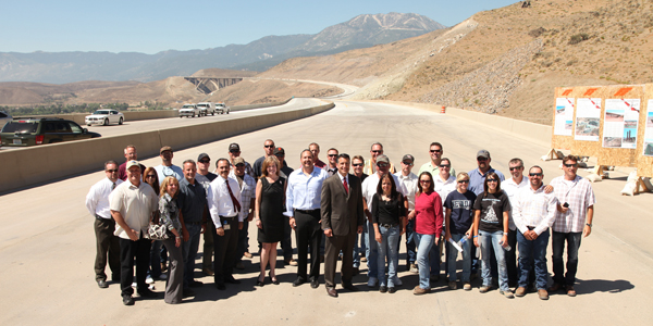 Governor and the I-580 project team. Governor and the I-580 project team.