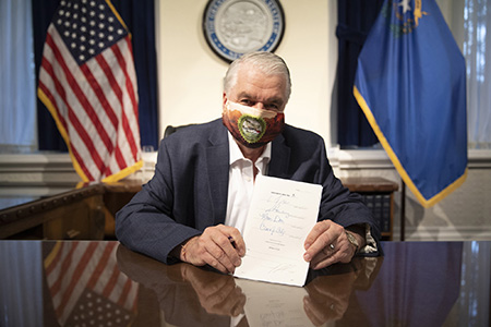 Governor Steve Sisolak Billing Signing 04