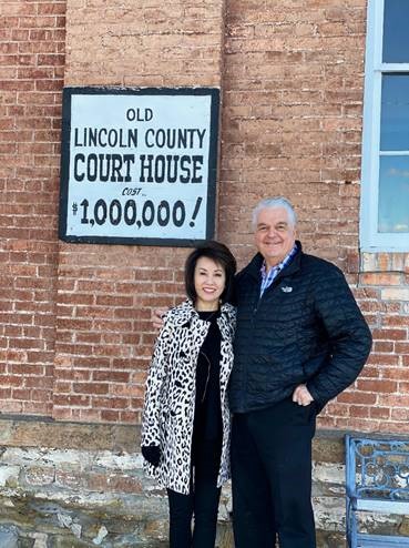Old Lincoln County Court House – “Million Dollar Courthouse” Old Lincoln County Court House – “Million Dollar Courthouse”